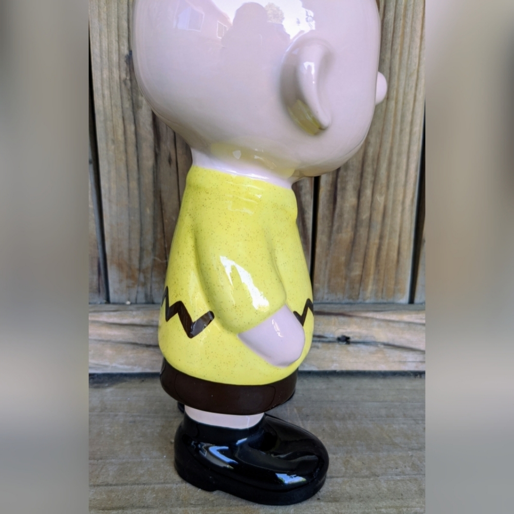 Charles Schulz Peanuts "Charlie Brown'" - Picture 6 of 10